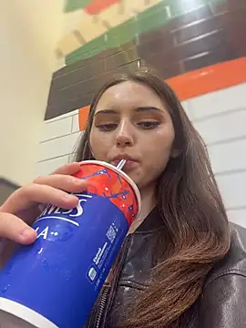 AnitaFly stripchat live cam model
