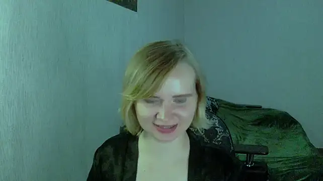 Ketrincold stripchat live cam model