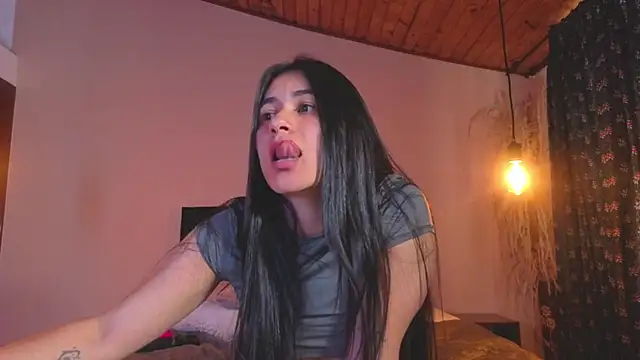 jackiie_ stripchat live cam model
