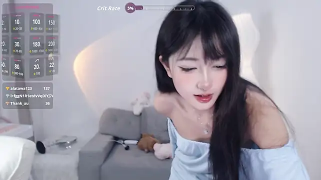 Lucya-a stripchat live cam model