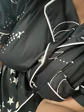 Aarohi_Thakur stripchat live cam model