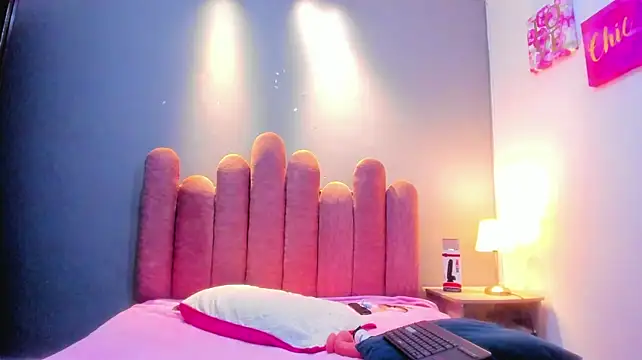 Hanna10_ stripchat live cam model