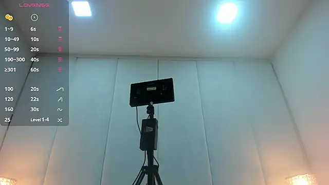 Evaa_Martinez stripchat live cam model