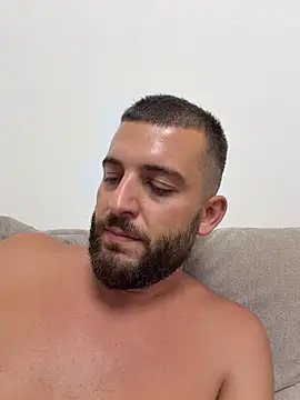 Pablo_Hornyguy95 stripchat live cam model
