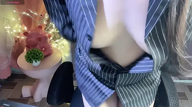 Belle-Dream stripchat live cam model