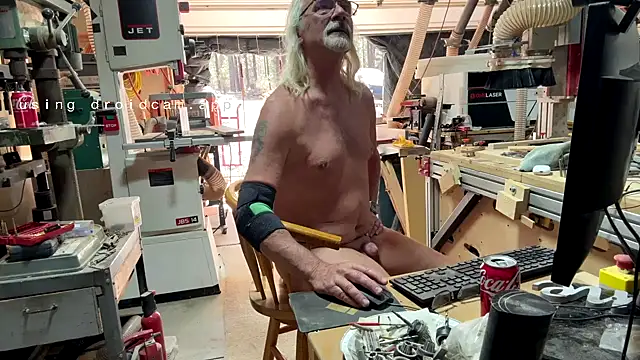 AncientCowboyStud stripchat live cam model
