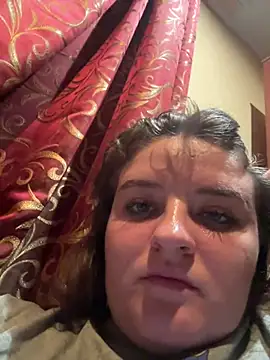 MandarinkaKiss21 stripchat live cam model