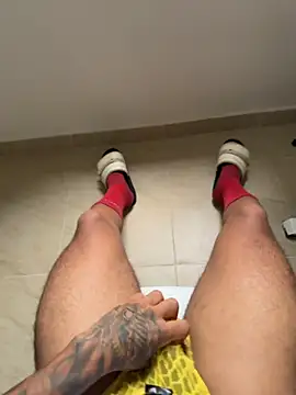 sendfer stripchat live cam model