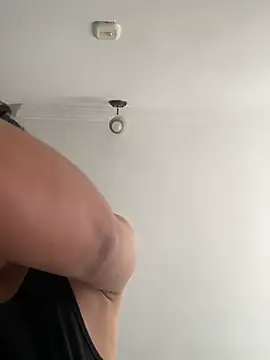 Danielbluestar stripchat live cam model