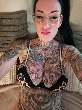 MeganWitch stripchat live cam model