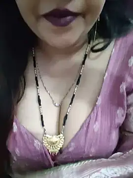 Mayuri77 stripchat live cam model