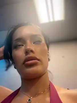Risky_Workouts stripchat live cam model