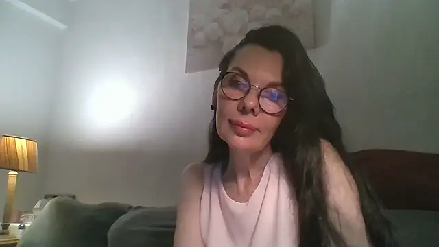 Sevaya stripchat live cam model