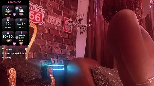 MilaHallu stripchat live cam model