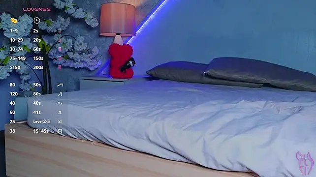 maaluh stripchat live cam model