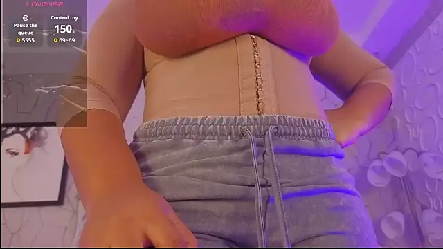 Genesisraydenx stripchat live cam model