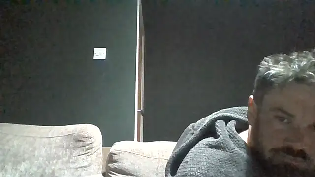tall_dark_handsome stripchat live cam model