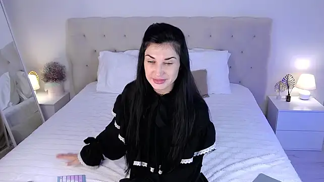 AriannaCruise stripchat live cam model
