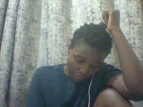 tina_2030 stripchat live cam model
