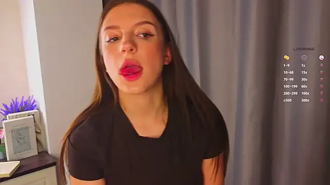WoofBus stripchat live cam model