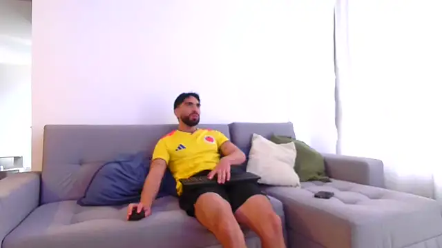 TheLatinBoyfriends stripchat live cam model