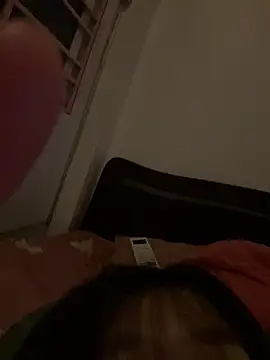 Miu_xinhh stripchat live cam model