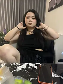 xiaomaomi0123 stripchat live cam model