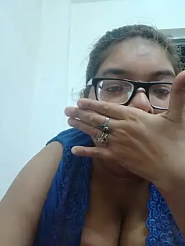 Elie_Hallway stripchat live cam model