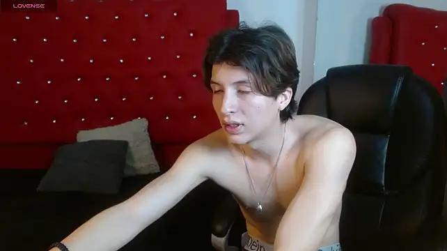 Marcoviolet stripchat live cam model