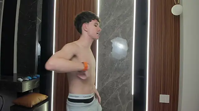 calvin_love_you stripchat live cam model