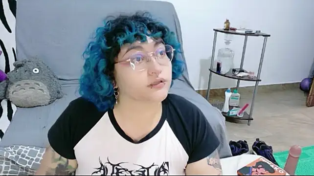 XxGreenGoodxX stripchat live cam model