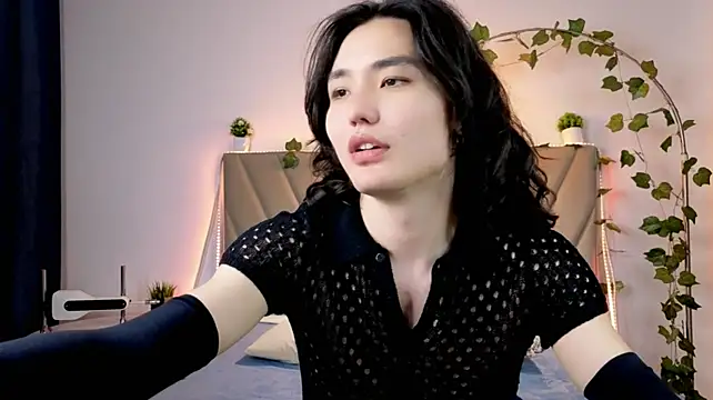 FormOverFear stripchat live cam model