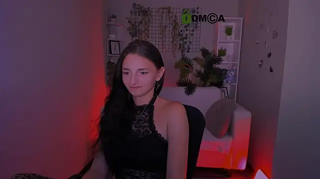 caroline_honeyy stripchat live cam model