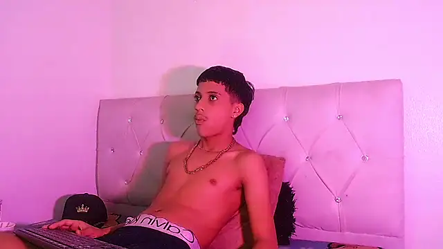 jl_brayan12 stripchat live cam model