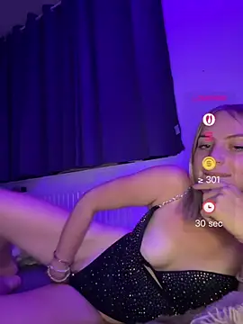 chaudasse05 stripchat live cam model