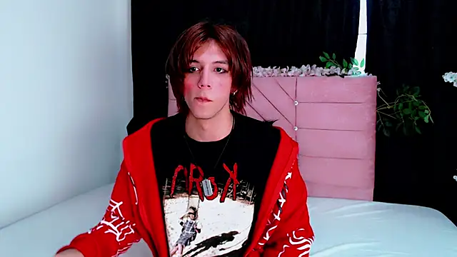 oli_dusk stripchat live cam model