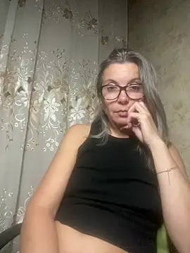 LianaBlue stripchat live cam model