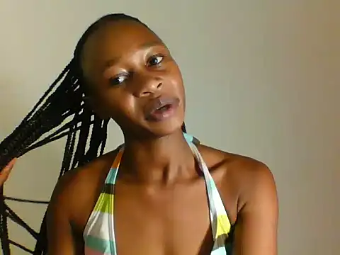 Choco_petite2 stripchat live cam model