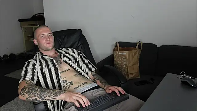 Igor_Wilde stripchat live cam model