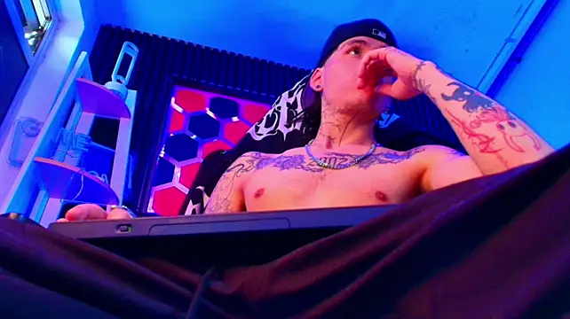 Black_Sshadow stripchat live cam model