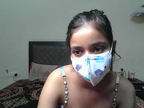 luvshanaya stripchat live cam model