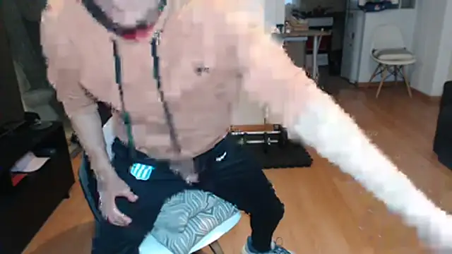guachin_hunk stripchat live cam model