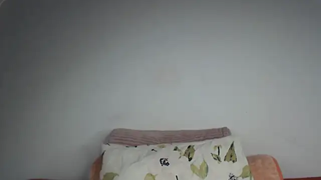 Jah-Queen stripchat live cam model