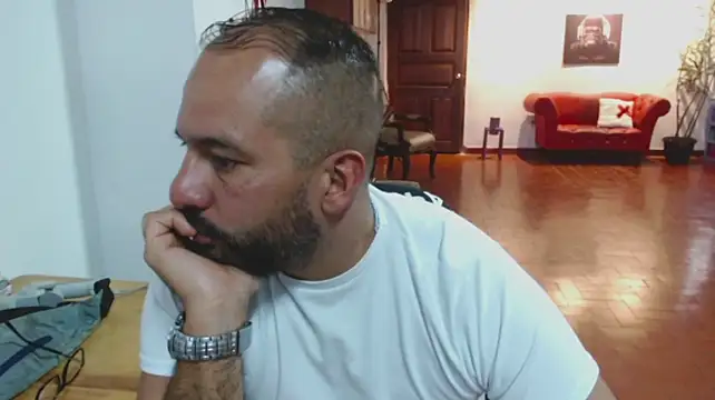 MR_THRONE_ stripchat live cam model