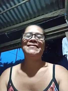 hott_pinayy stripchat live cam model