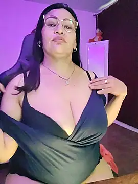 esmeralda_milf stripchat live cam model