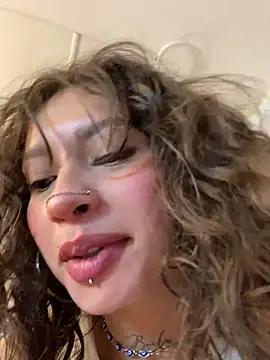 Dreanaa stripchat live cam model