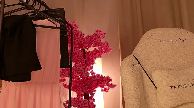 SakuraDreamm stripchat live cam model