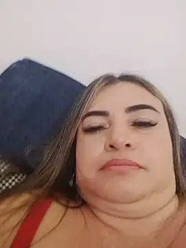 cachonda69- stripchat live cam model