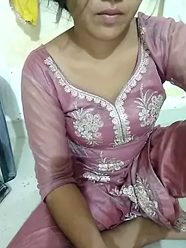 Your_Kavya8 stripchat live cam model